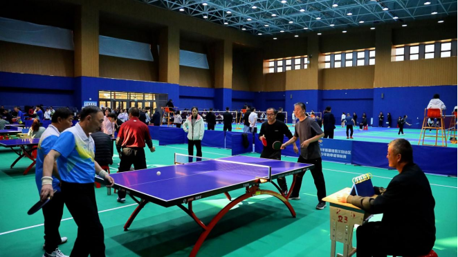 是他不懈努 是他不懈努