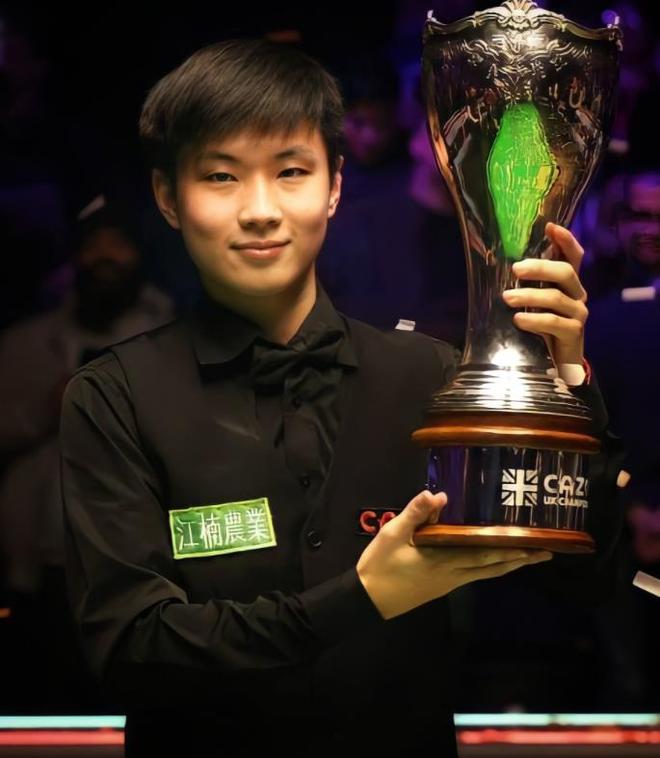 中展现了稳 中展现了稳