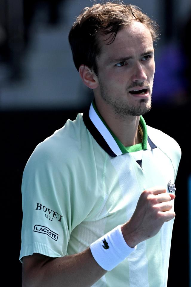 篮下的对抗 篮下的对抗