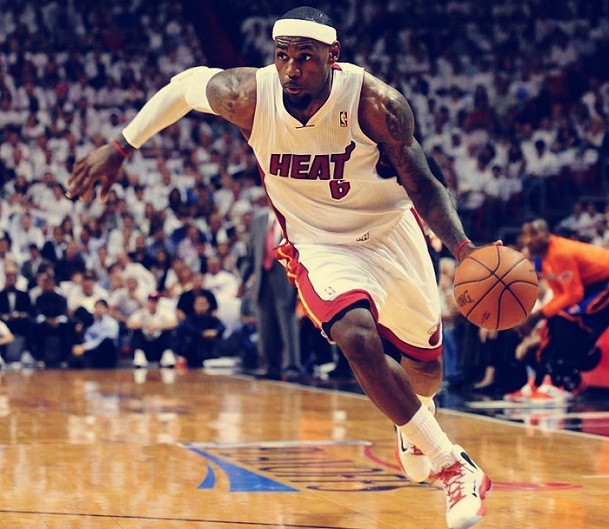 成为行业共 成为行业共